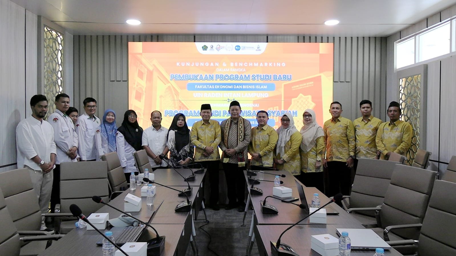 Kunjungan Benchmarking FEBI UINRIL ke Prodi Pariwisata Syariah FEBI UINSSC