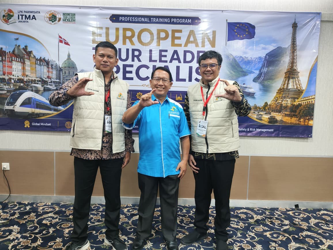 Penguatan Kompetensi Global, Dua Dosen Pariwisata Syariah Ikuti Pelatihan Specialist Tour Leader Eropa di Jakarta